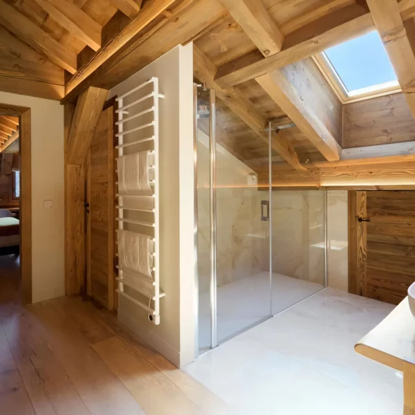 2642 Piccolo 23 - économiste de la construction en Haute-Savoie