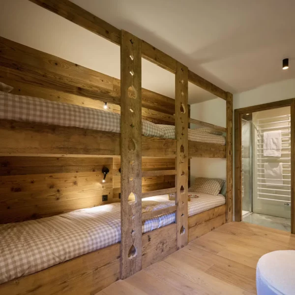 2642 Piccolo 44 - économiste de la construction en Haute-Savoie